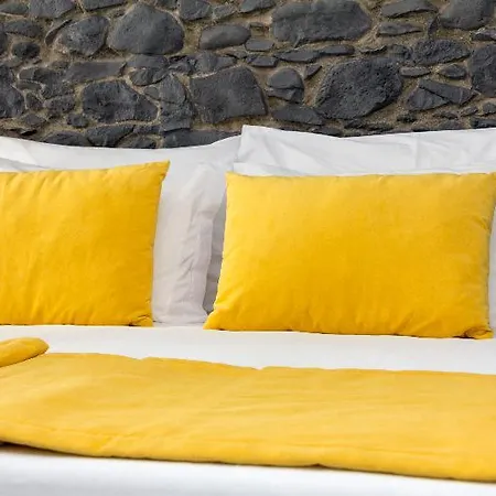 By Petit Διαμέρισμα Φουνκάλ