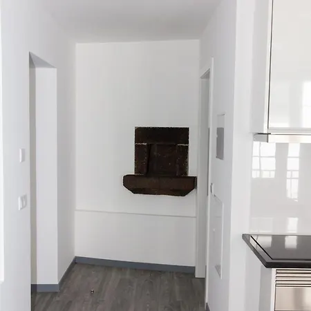 By Petit Appartement Funchal (Madeira)