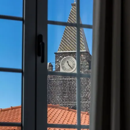 By Petit Appartement Funchal (Madeira)