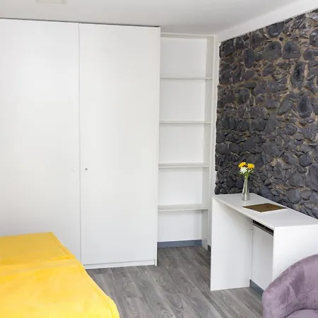 By Petit * Funchal (Madeira)