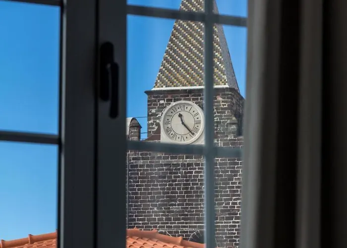 By Petit Apartamento Funchal (Madeira)