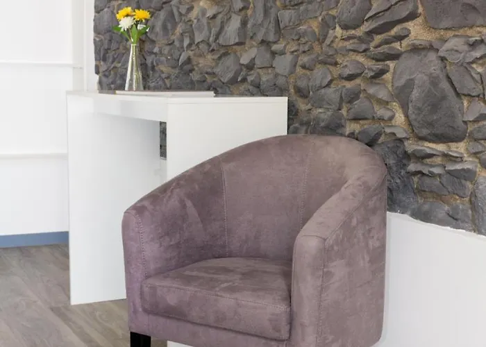 By Petit Funchal (Madeira)