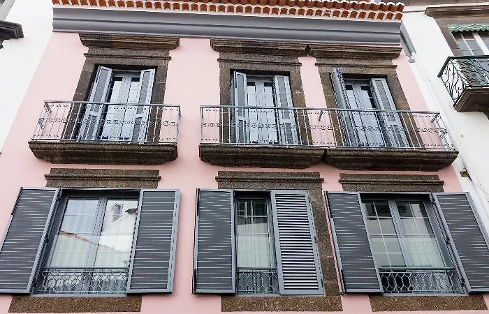 By Petit Apartamento