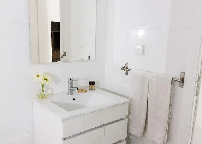 By Petit Funchal (Madeira)